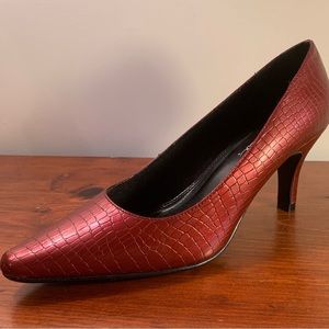 LifeStride Red Pumps NEW
